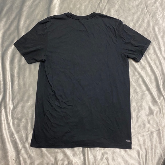 👯‍♀️Boys Adidas Climate Control Tee, sz Medium - Picture 8 of 9